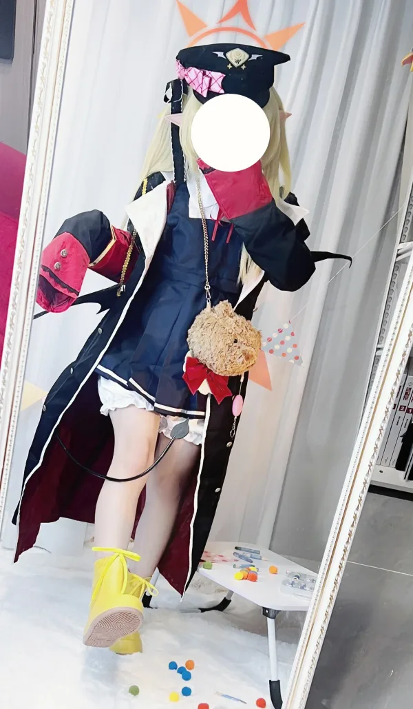 纸悦Etsu_ko - 蔚蓝档案 丹花伊吹 自拍